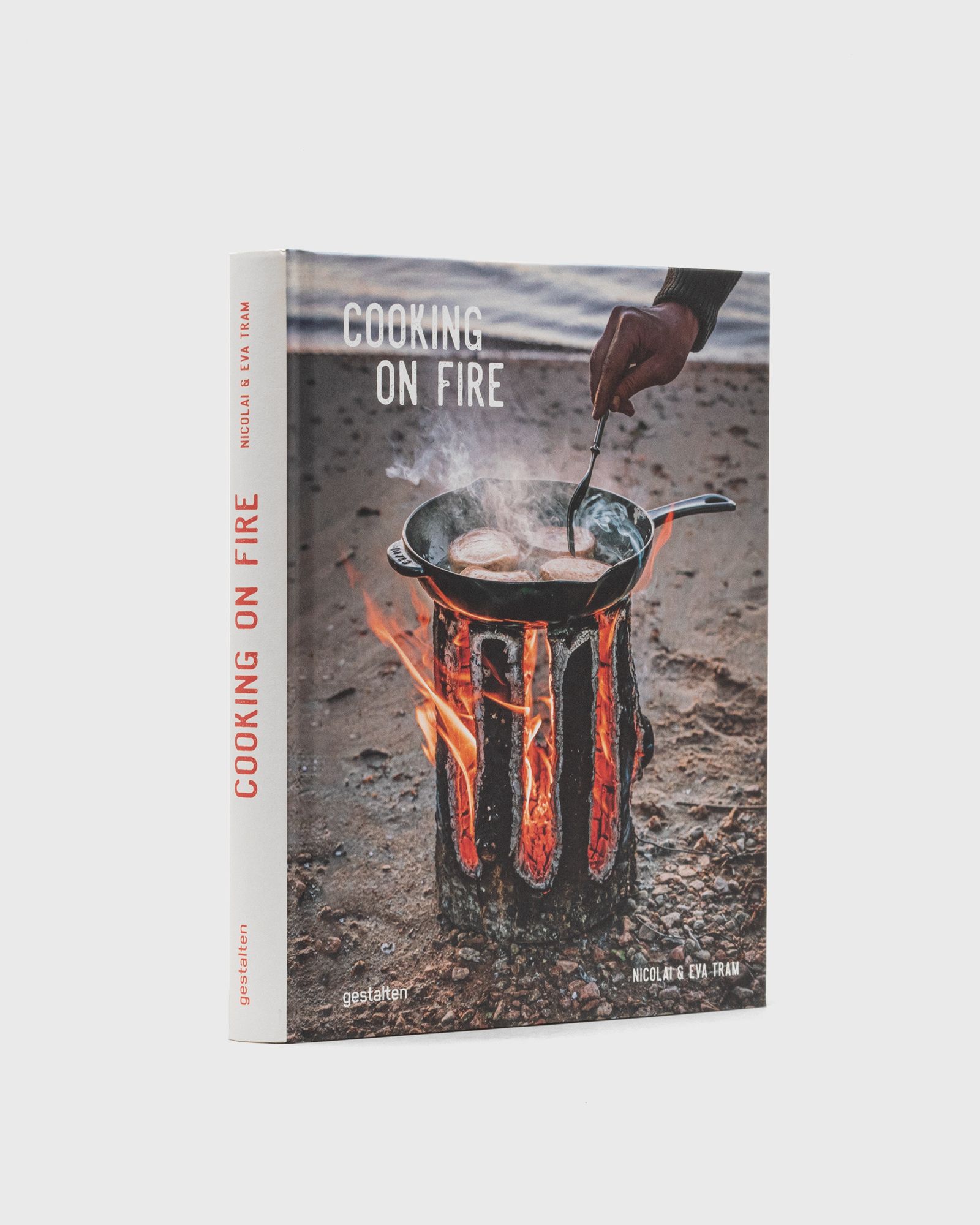 Cooking on Fire by Eva Tram and Nicolai Tram