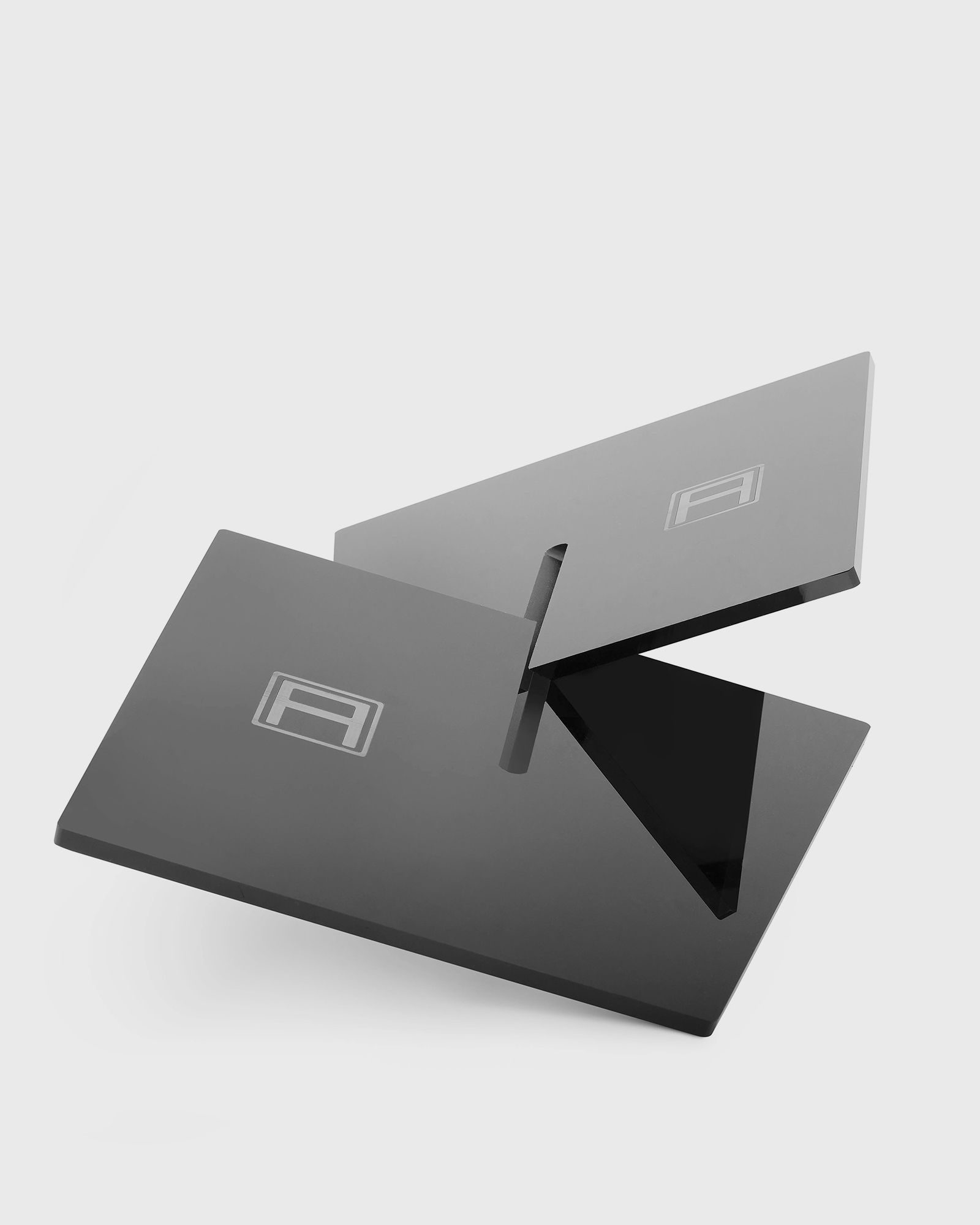 Assouline - A Bookstand