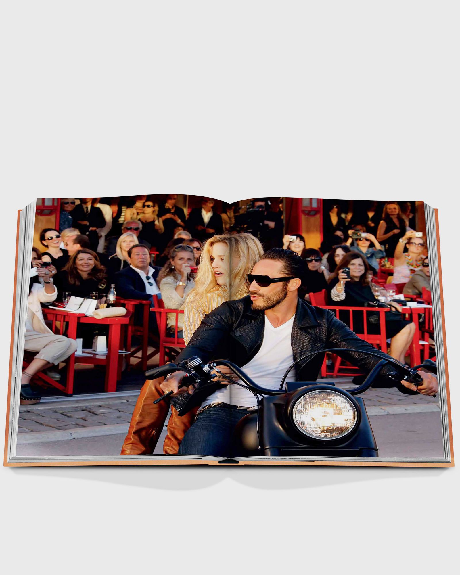 "St. Tropez Soleil" by Simon Liberati