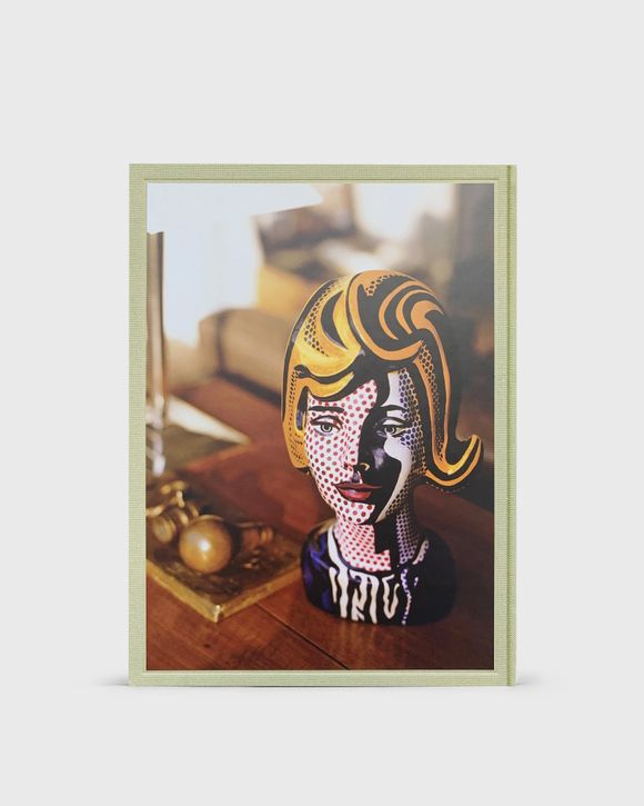 "Pop Art Style" by Julie Belcove