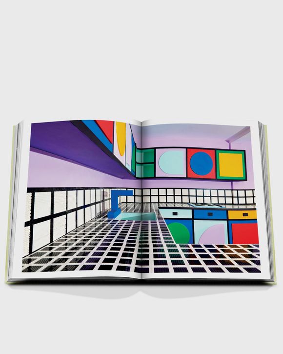 "Pop Art Style" by Julie Belcove