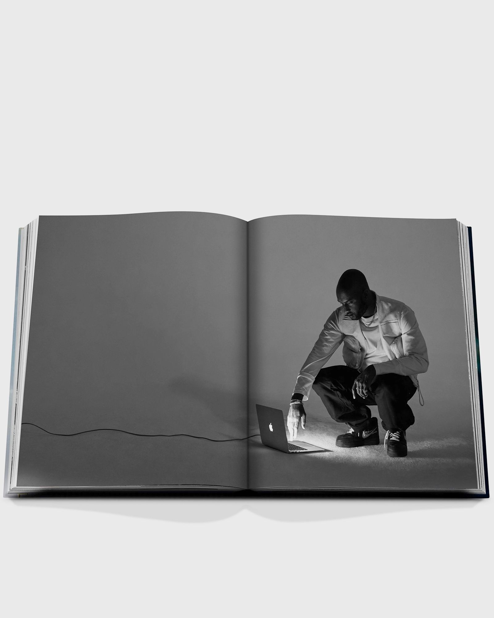 "Louis Vuitton: Virgil Abloh (Balloon Cover)" by Anders C. Madsen