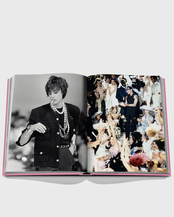 Paris By Paris (English)