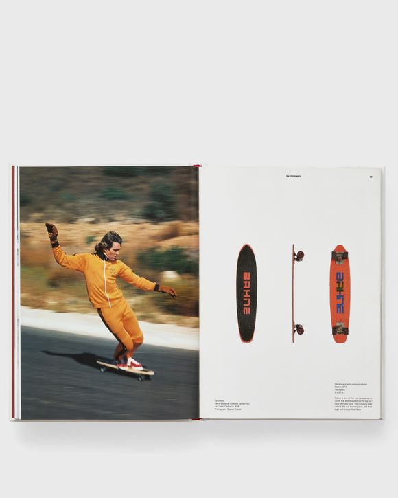 Skateboard by Jonathan Olivares