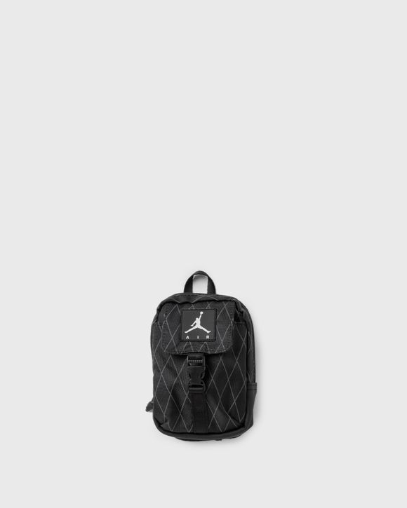 ANTI-GRAVITY POUCH