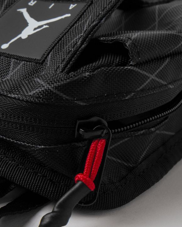 ANTI-GRAVITY POUCH