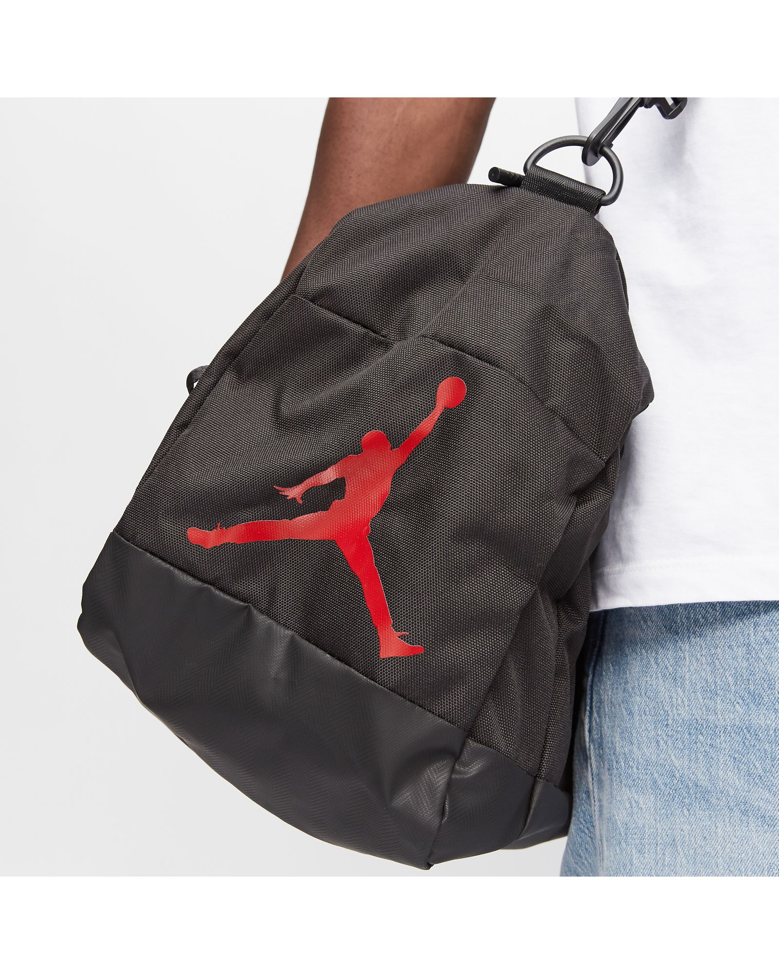 AIR JORDAN DUFFLE BAG