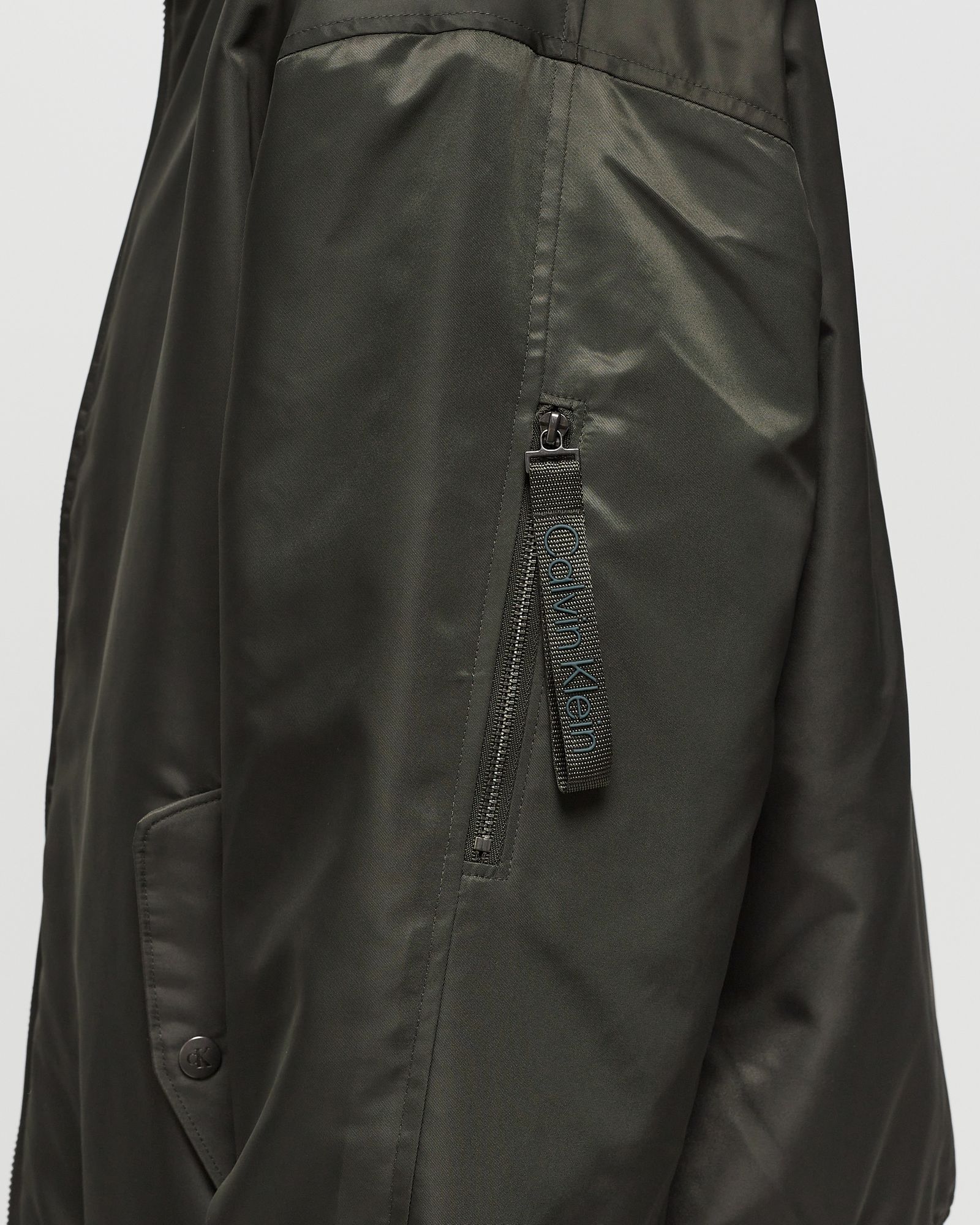 LS NYLON PADDED HERO BOMBER