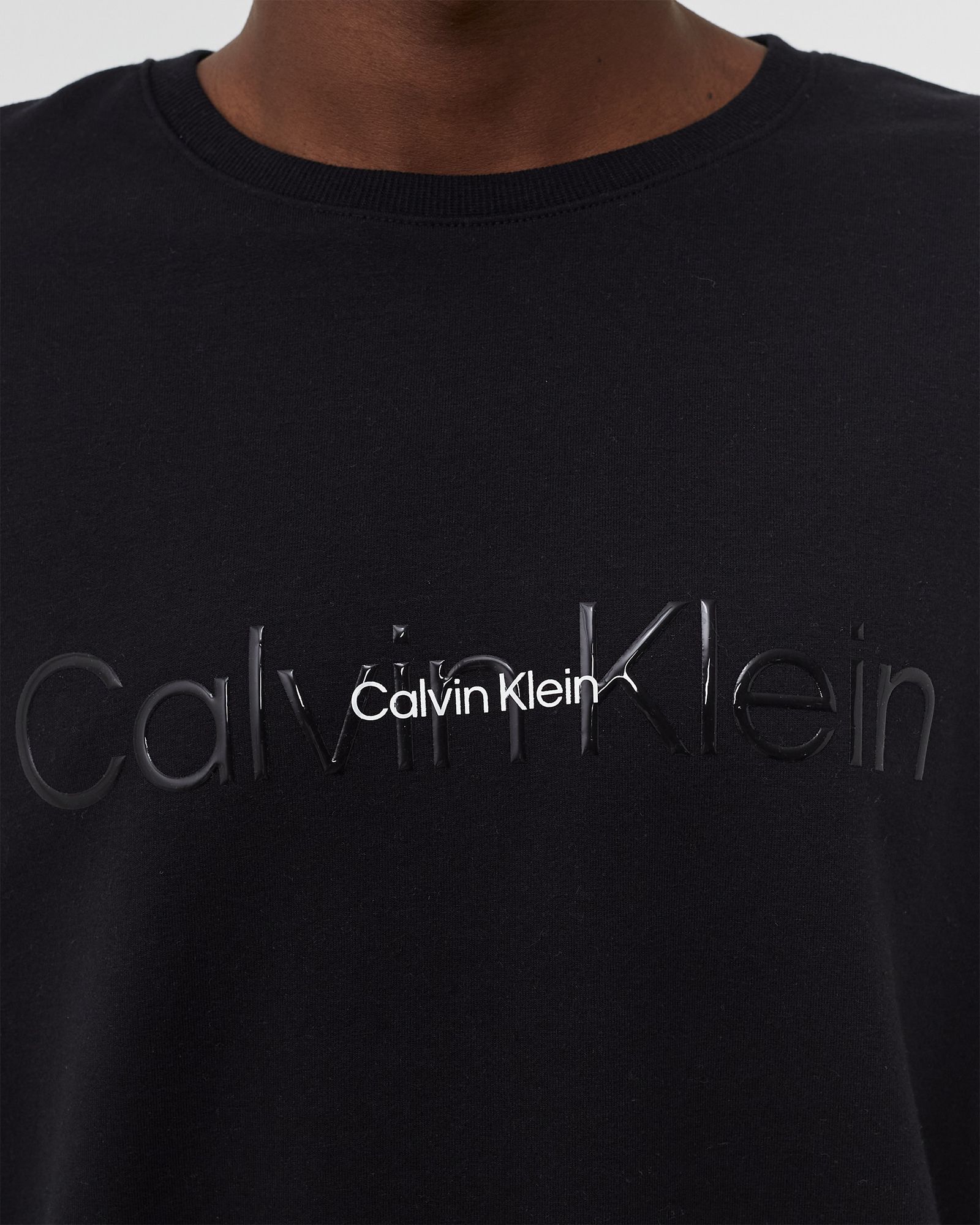 LONGSLEEVE SWEATSHIRT