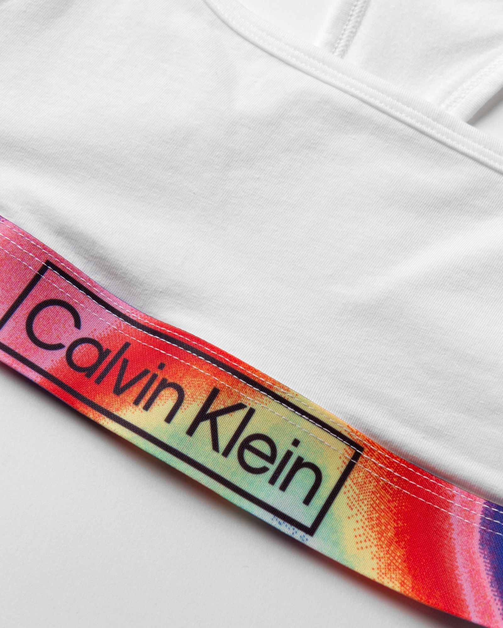 WMNS UNLINED BRALETTE