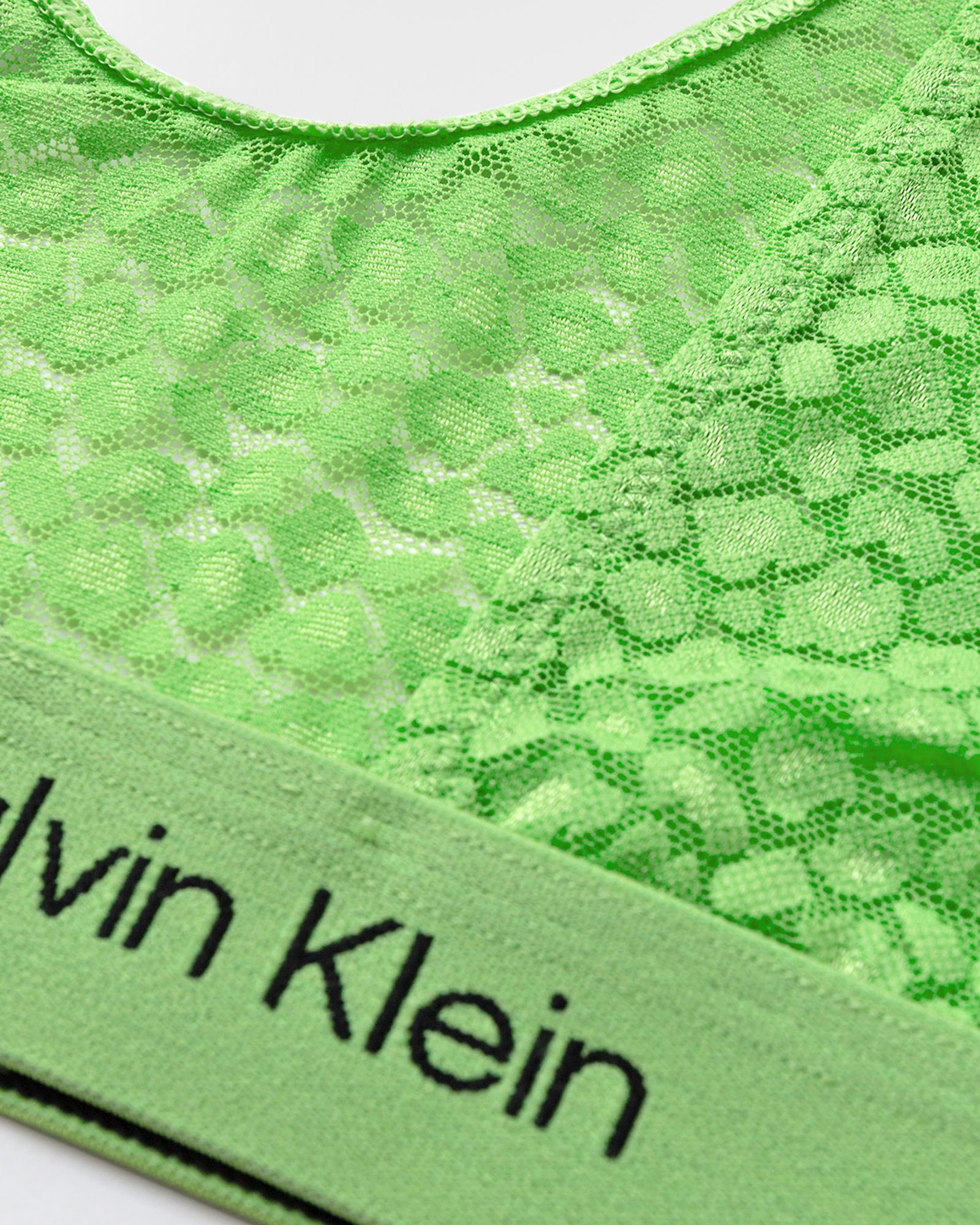 WMNS UNLINED BRALETTE