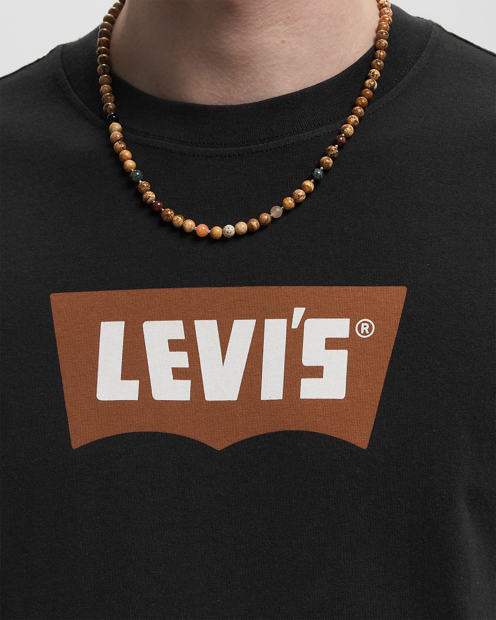 VINTAGE BW GRAPHIC TEE