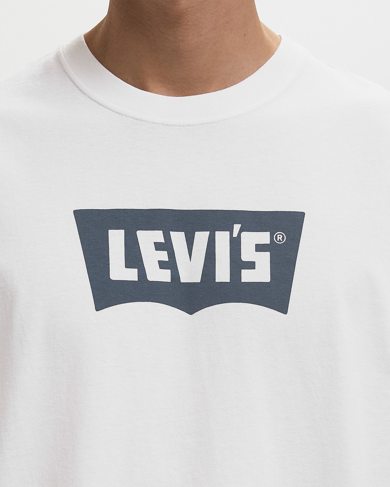 VINTAGE BW GRAPHIC TEE