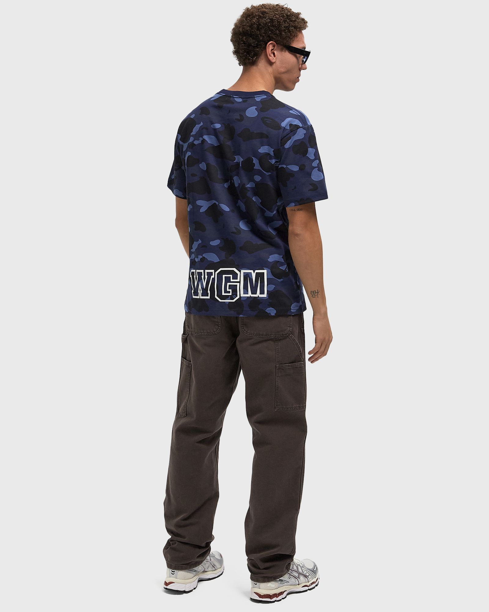 COLOR CAMO SHARK TEE