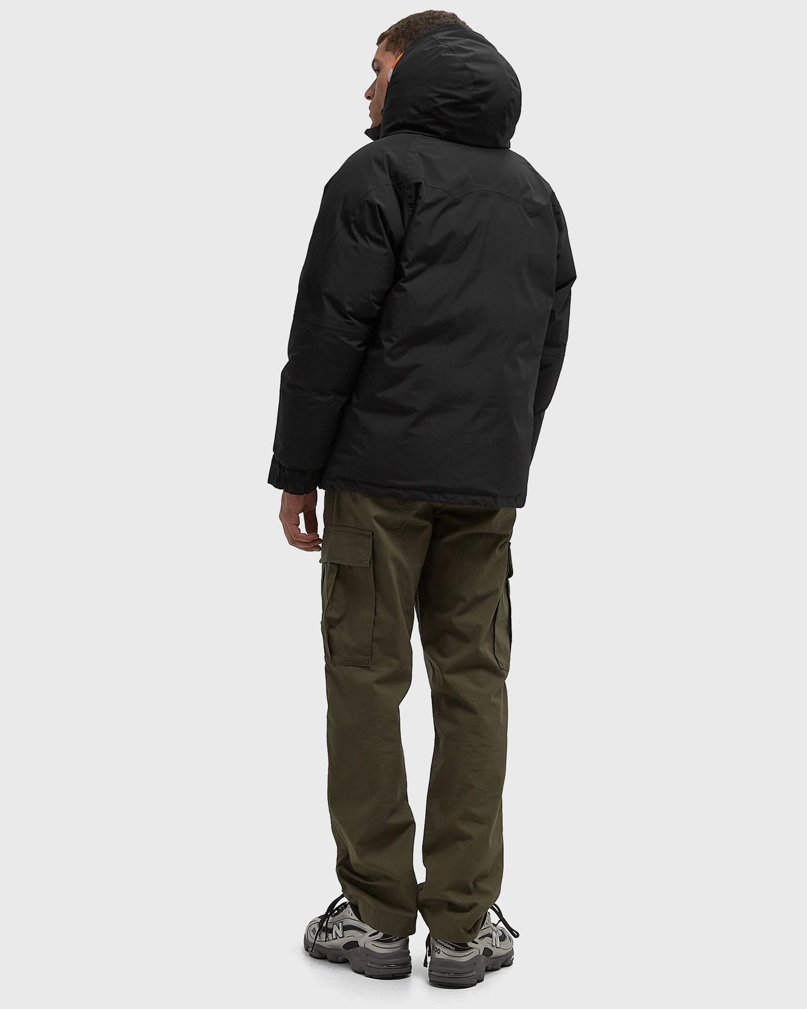 GORE-TEX SNOWBOARD DOWN JACKET