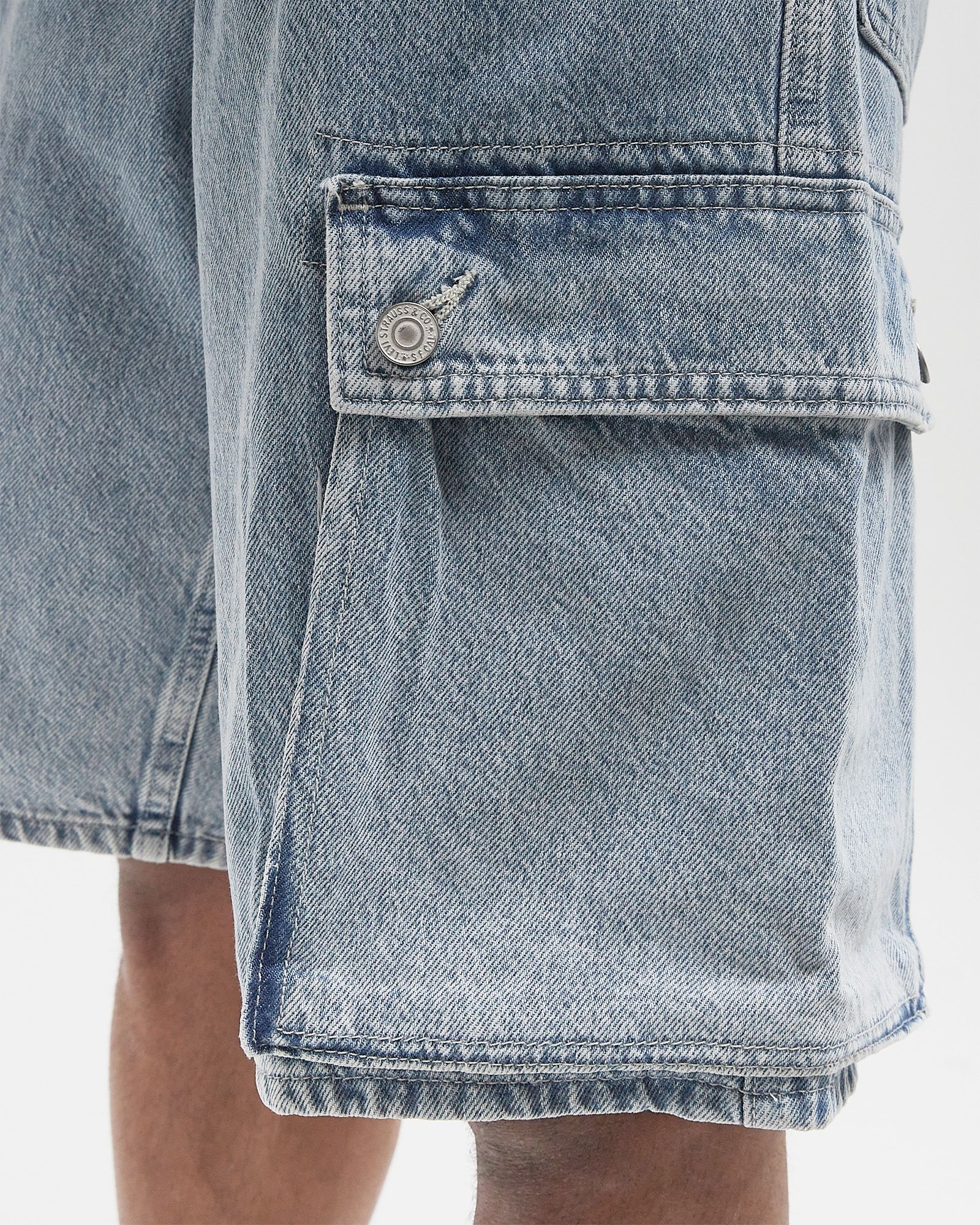 478 BAGGY CARGO SHORTS