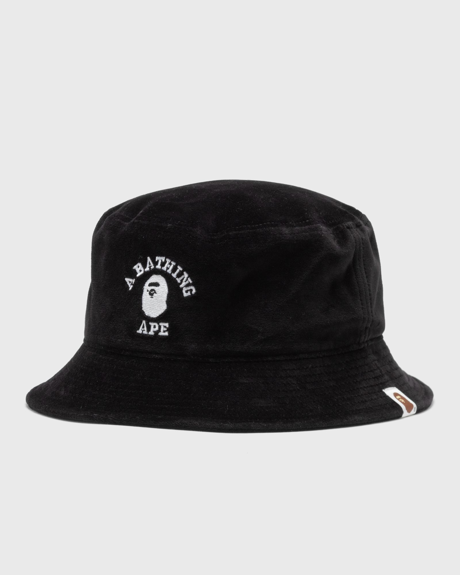 ONE POINT BUCKET HAT
