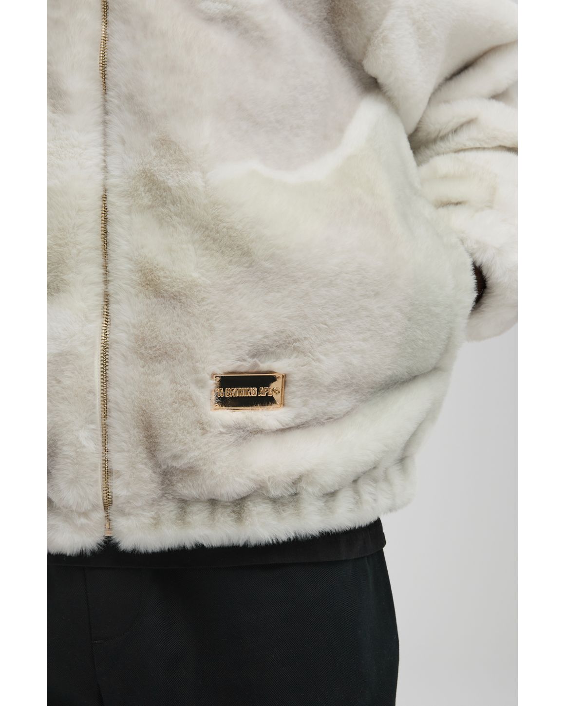 A Bathing Ape CAMO FLUFFY JACKET Beige | BSTN Store A Bathing Ape CAMO FLUFFY JACKET Beige | BSTN Store