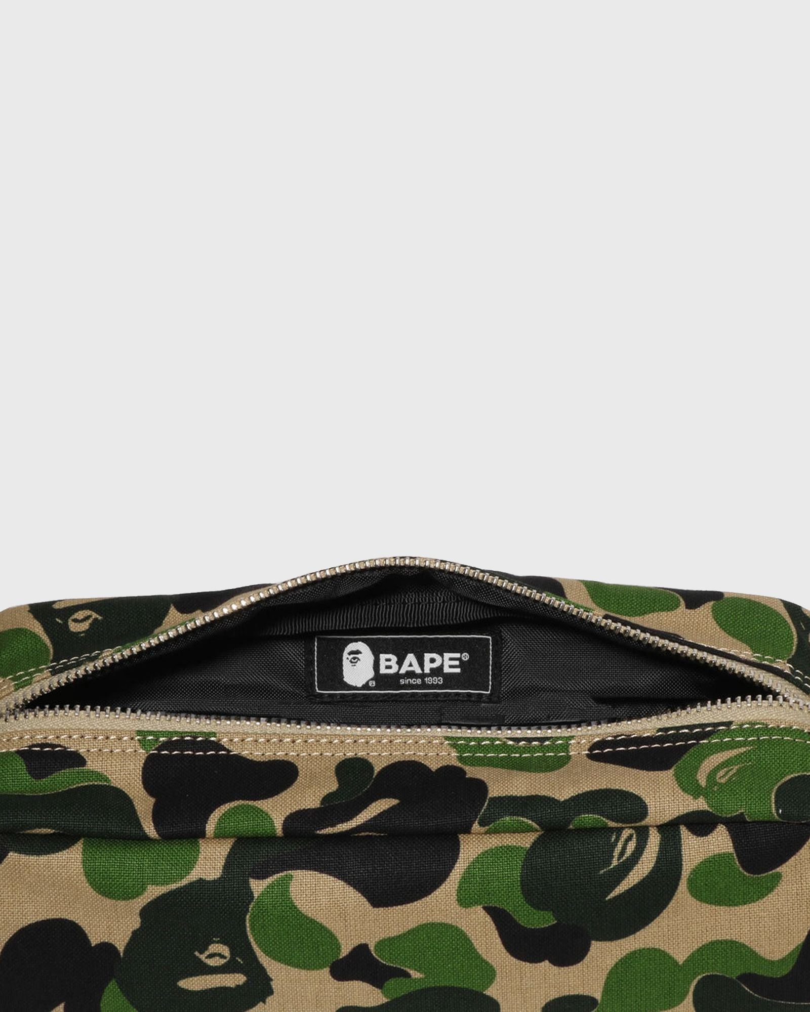 ABC CAMO FLIGHT POUCH M TRAVEL