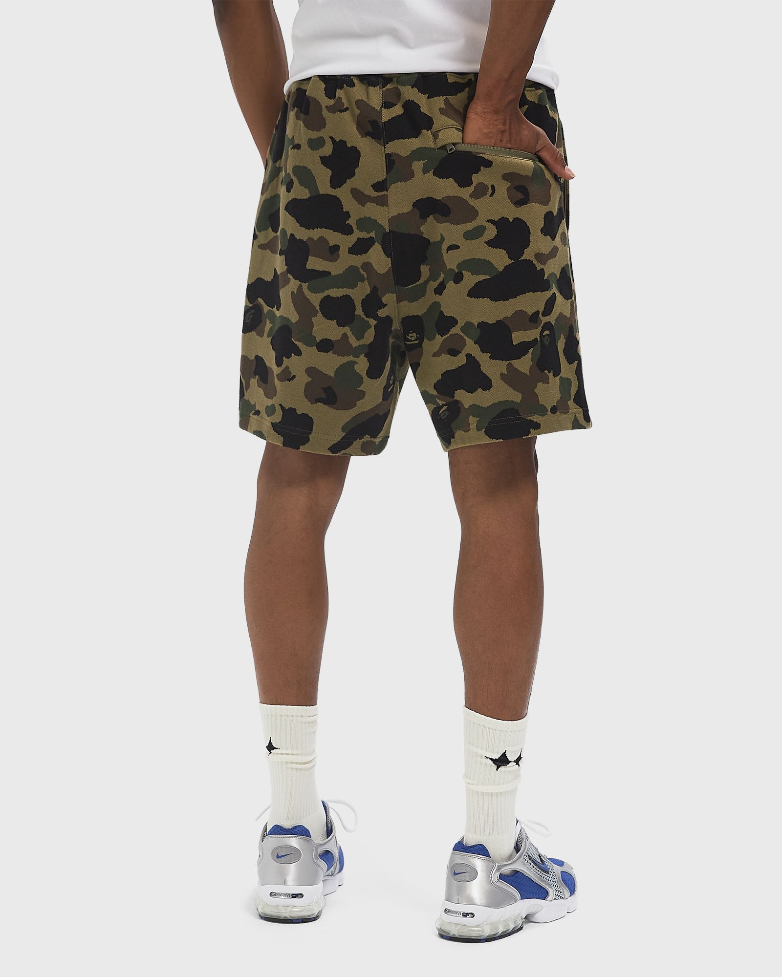 1ST CAMO JACQUARD ONE POINT RELAXED FIT SWEAT SHORTS