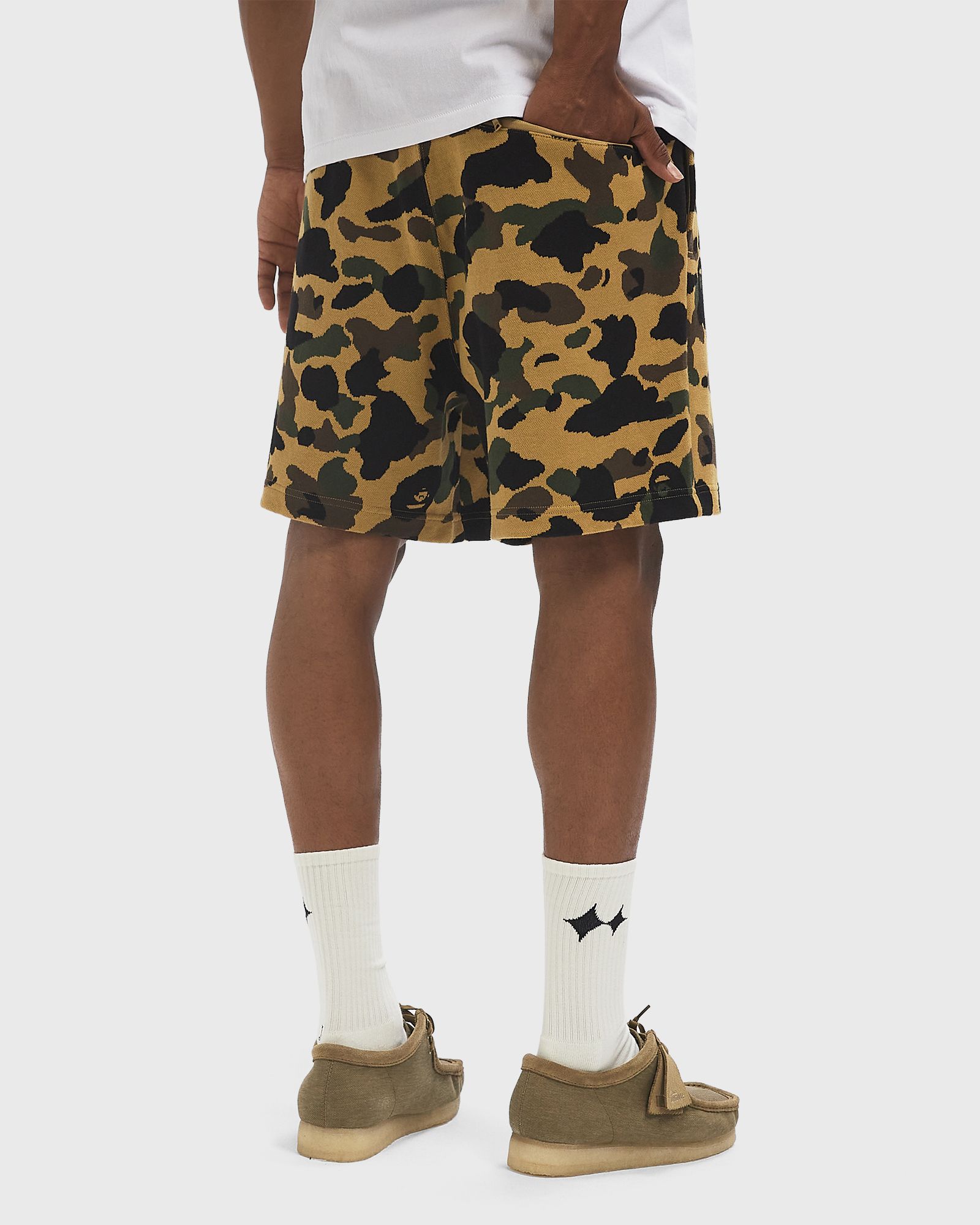 1ST CAMO JACQUARD ONE POINT RELAXED FIT SWEAT SHORTS