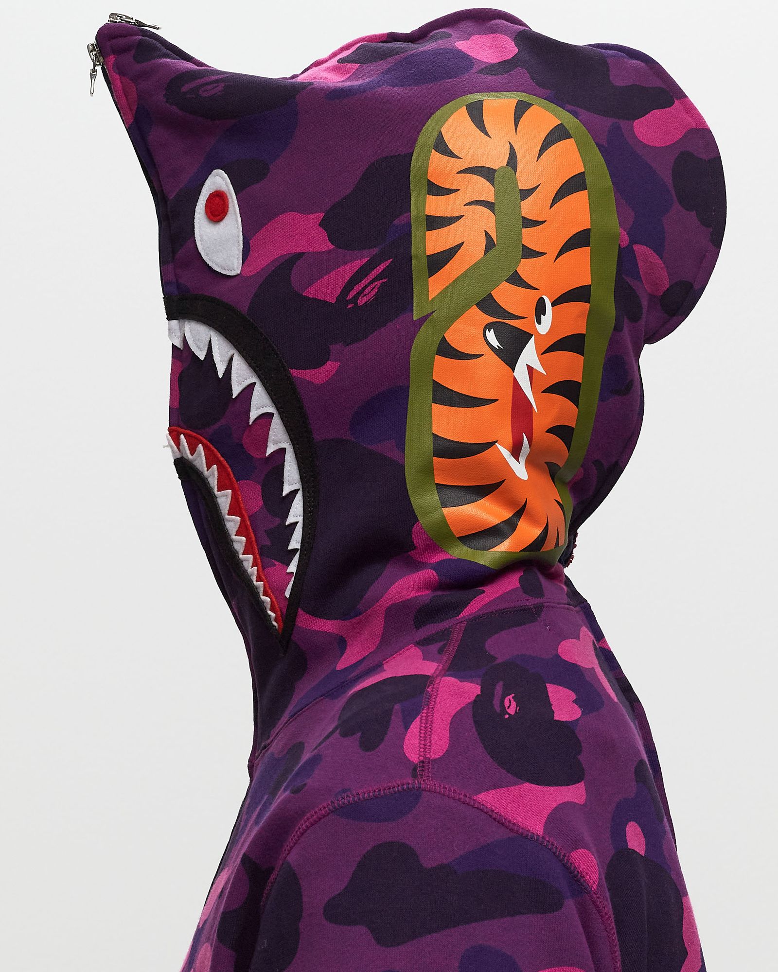 COLOR CAMO SEPARATE SHARK FZ HOODIE