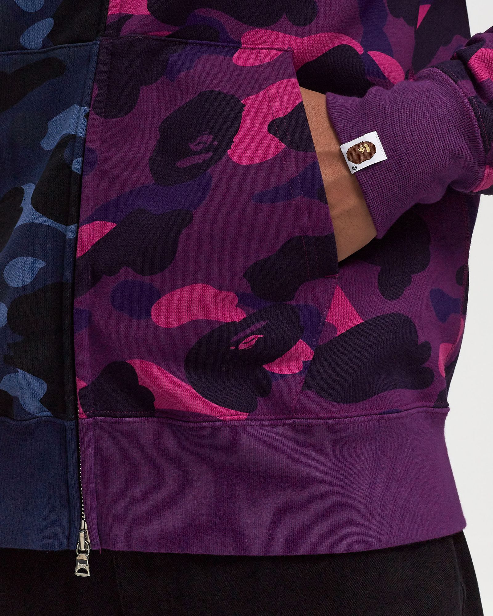 A BATHING APEシャークポンチョ A BATHING APE | bape.com