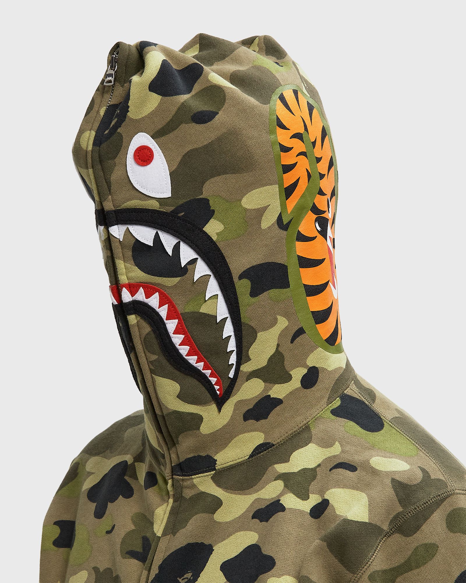 GRADATION CAMO SHARK FULL ZIP HOODIE