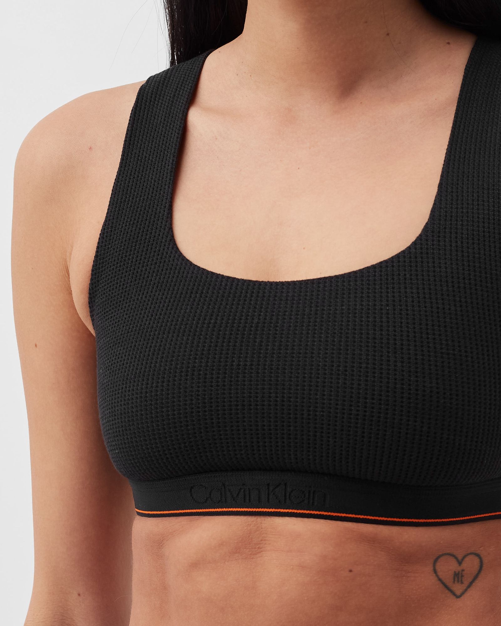 WMNS UNLINED BRALETTE