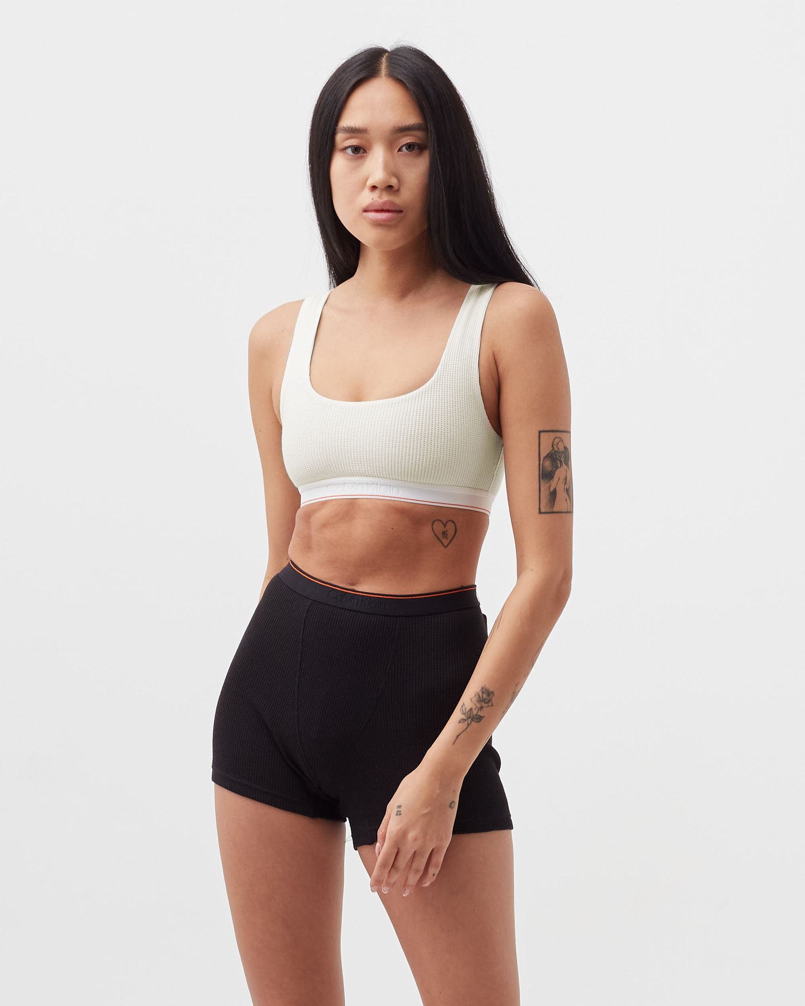 WMNS UNLINED BRALETTE