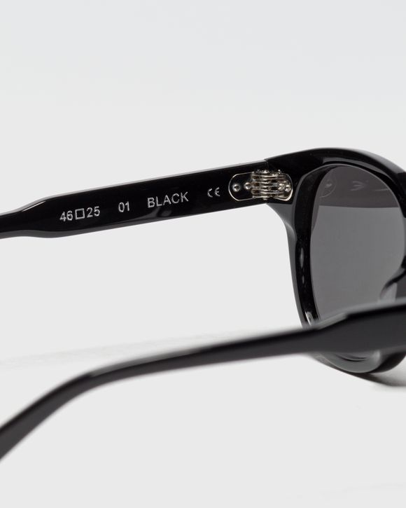 01 BLACK SUNGLASSES