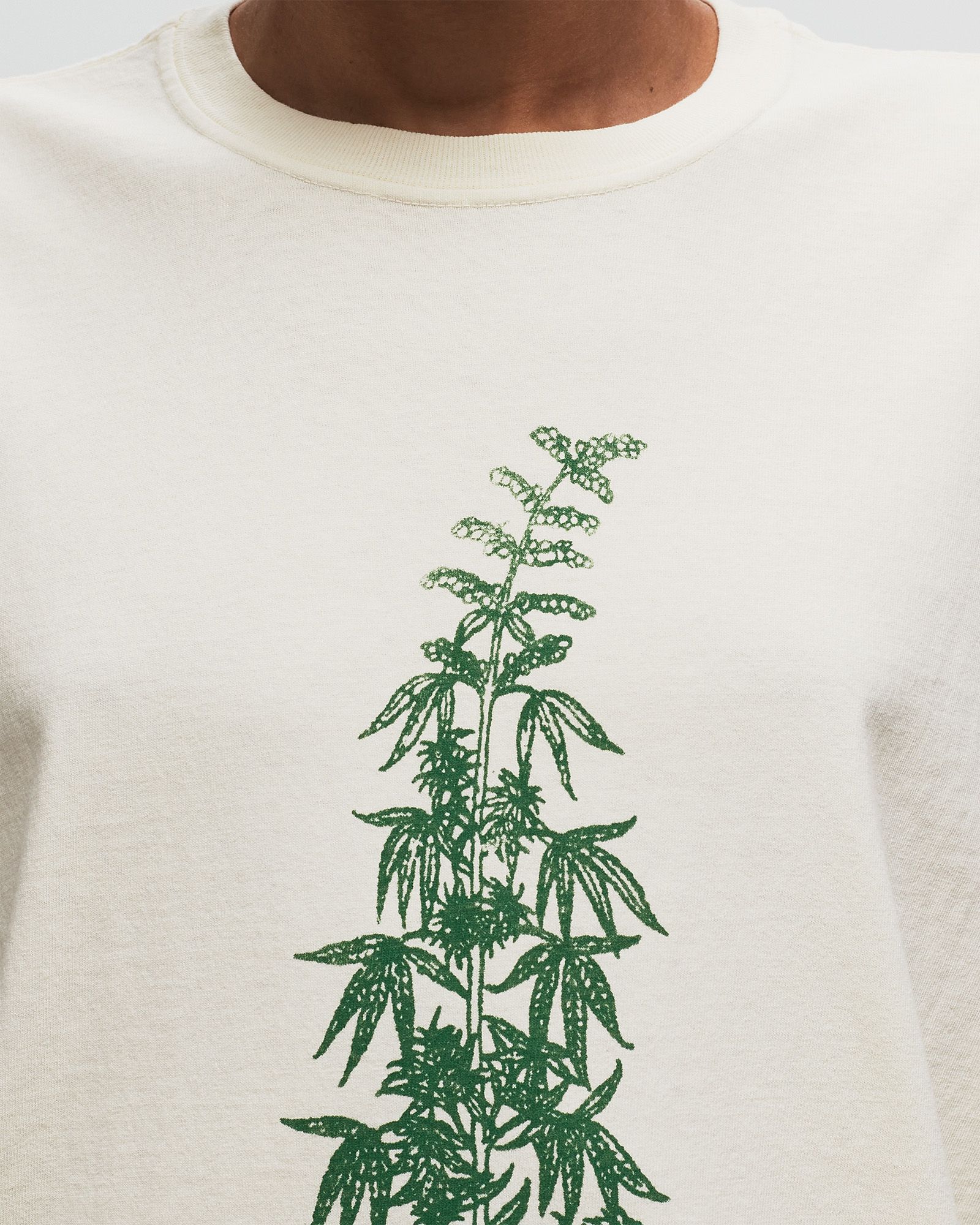 MORE PEACE, MORE FREEDOM TEE