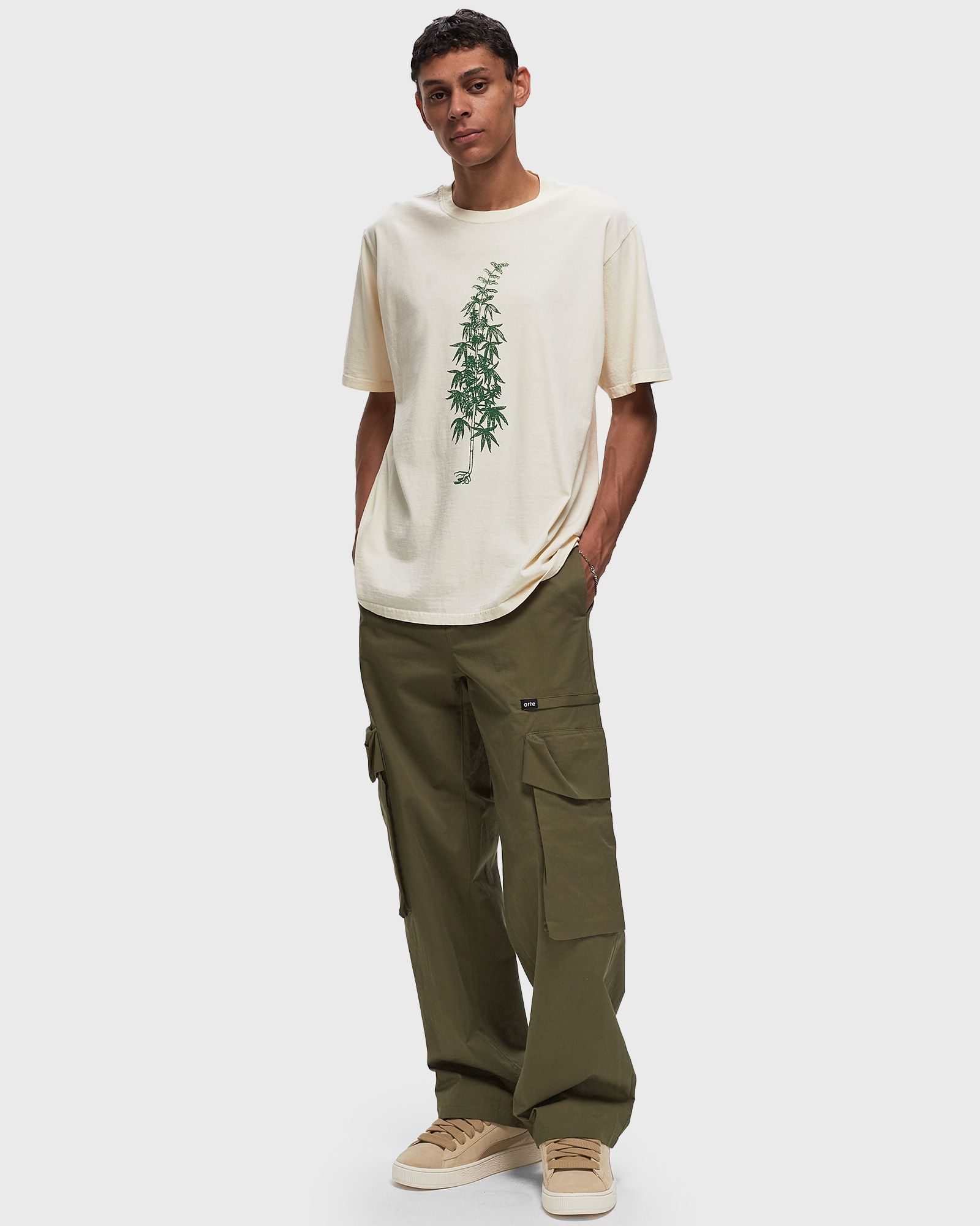 MORE PEACE, MORE FREEDOM TEE