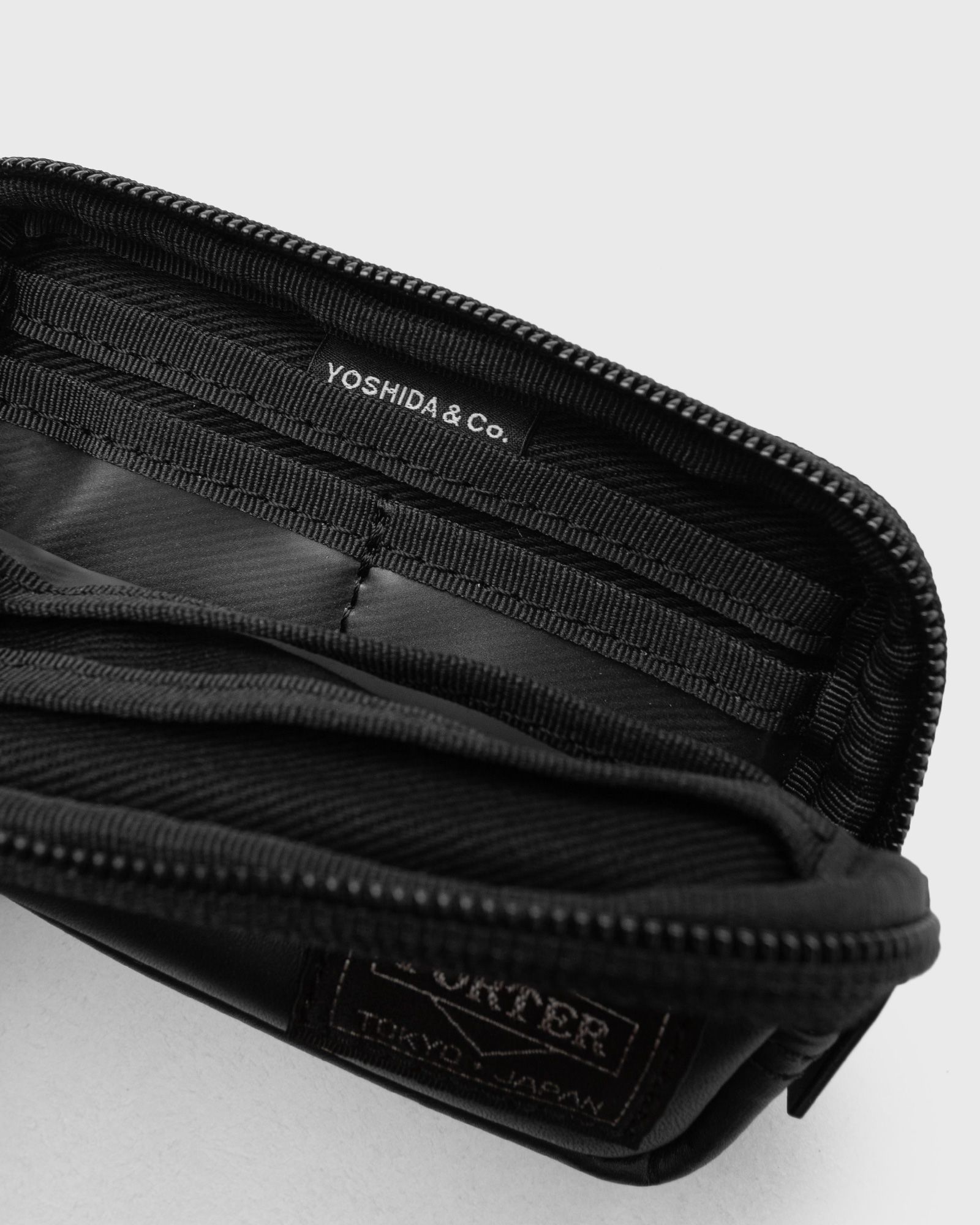 ALOOF MULTI COIN CASE