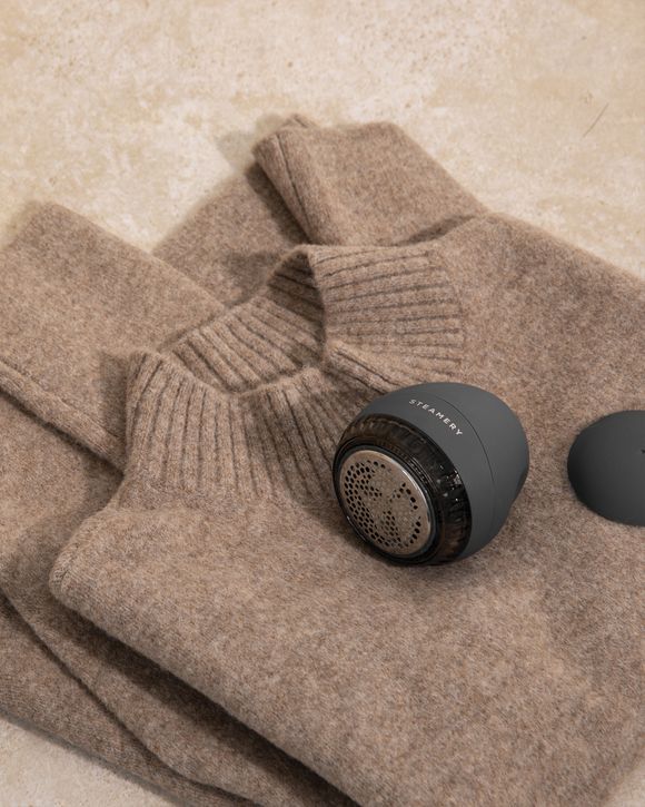 Pilo 1 Fabric Shaver Black