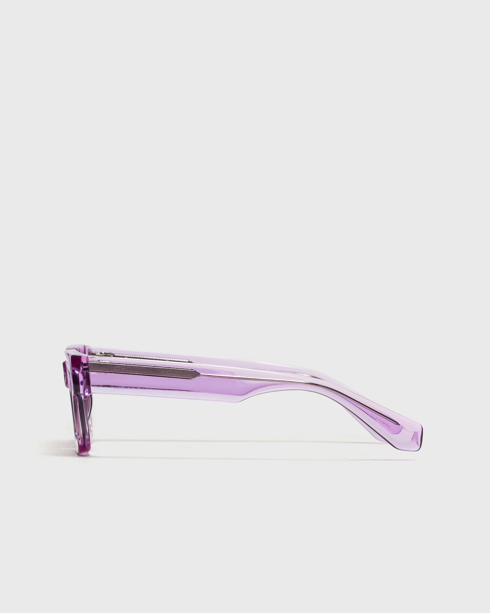 05 LIGHT PURPLE SUNGLASSES