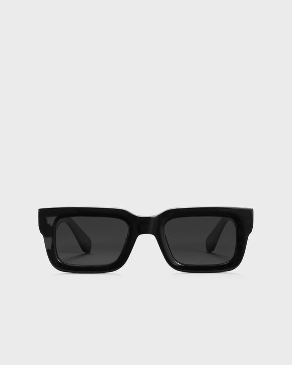 05 BLACK SUNGLASSES