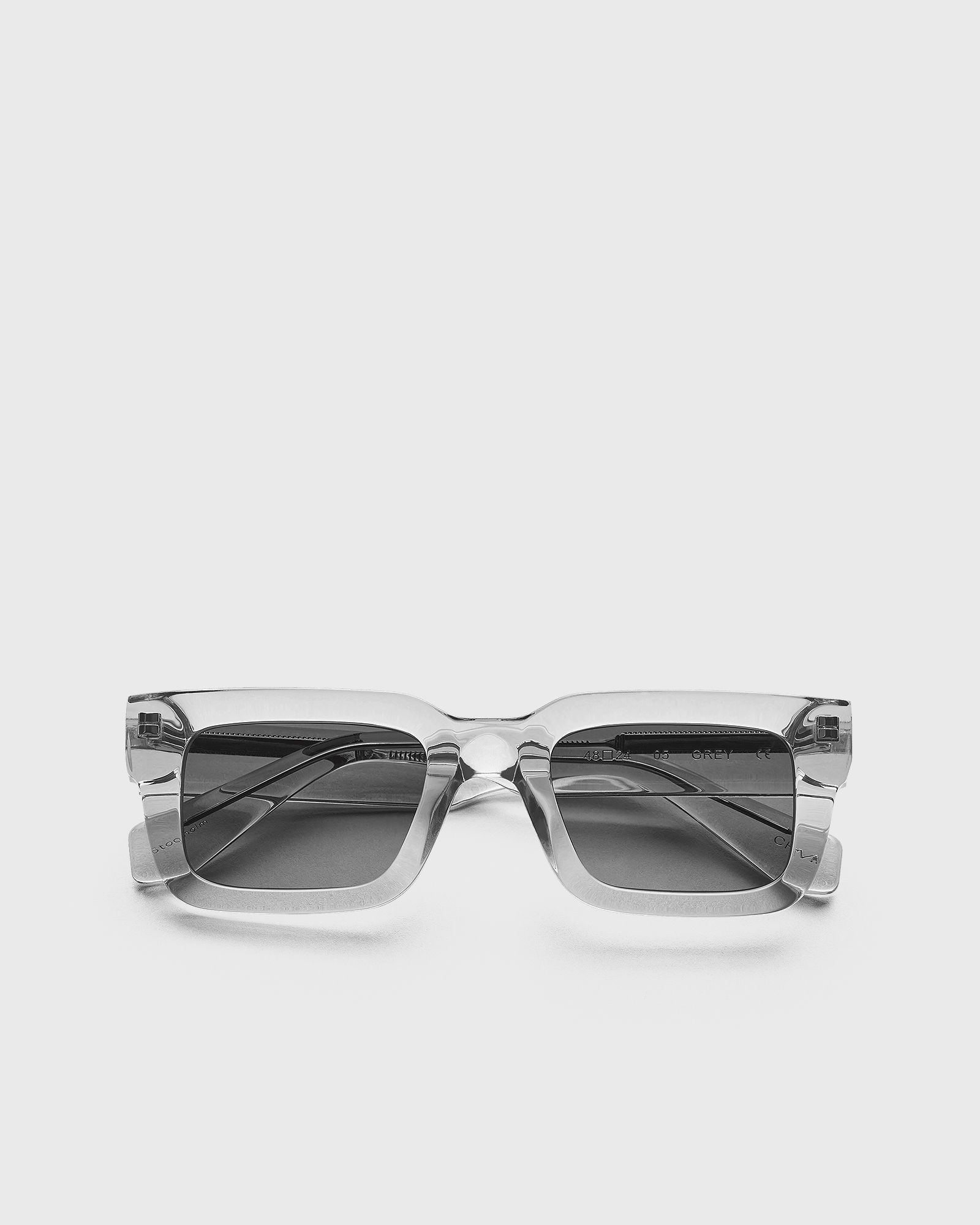 05 GREY SUNGLASSES