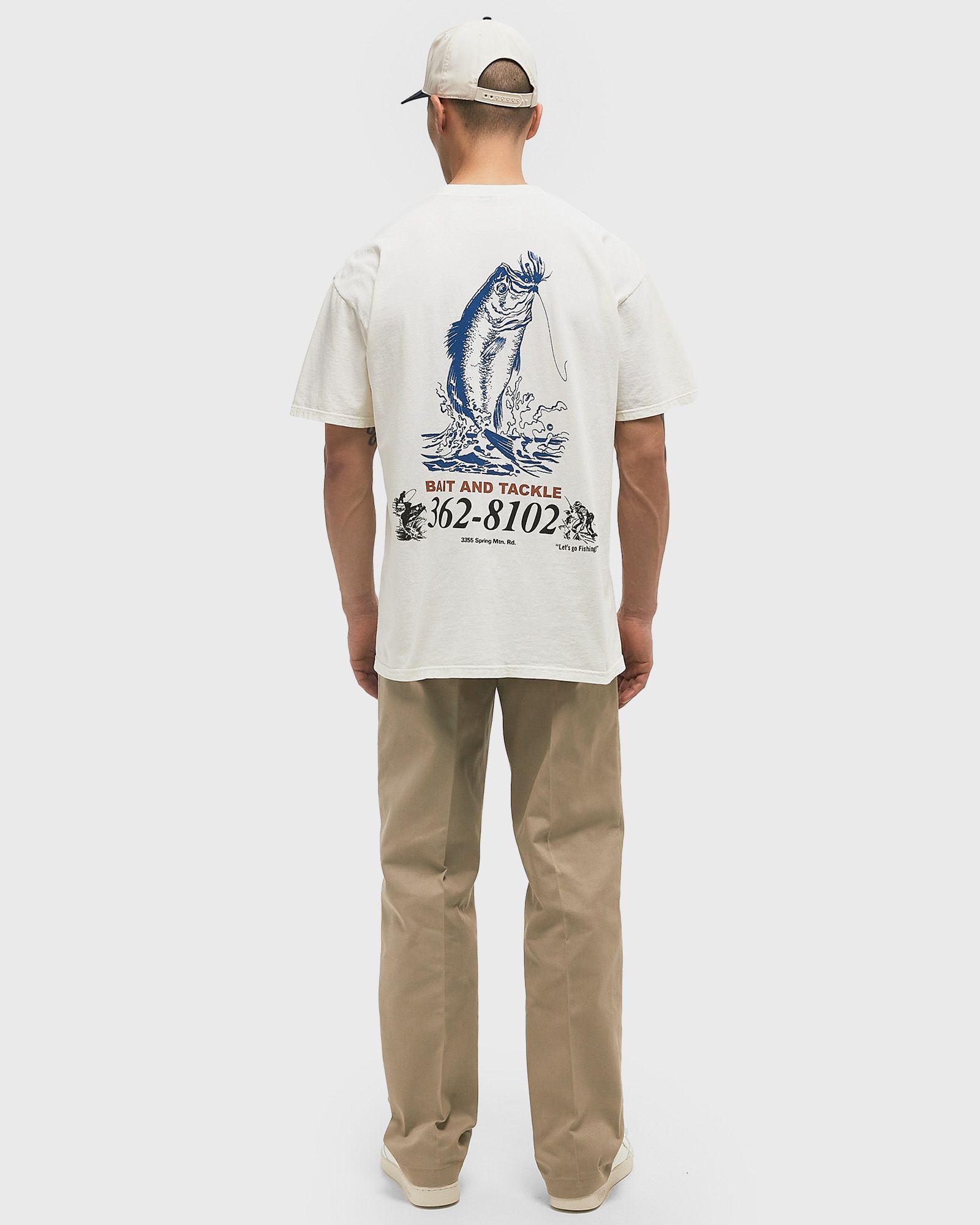 BAIT AND TACKLE TEE