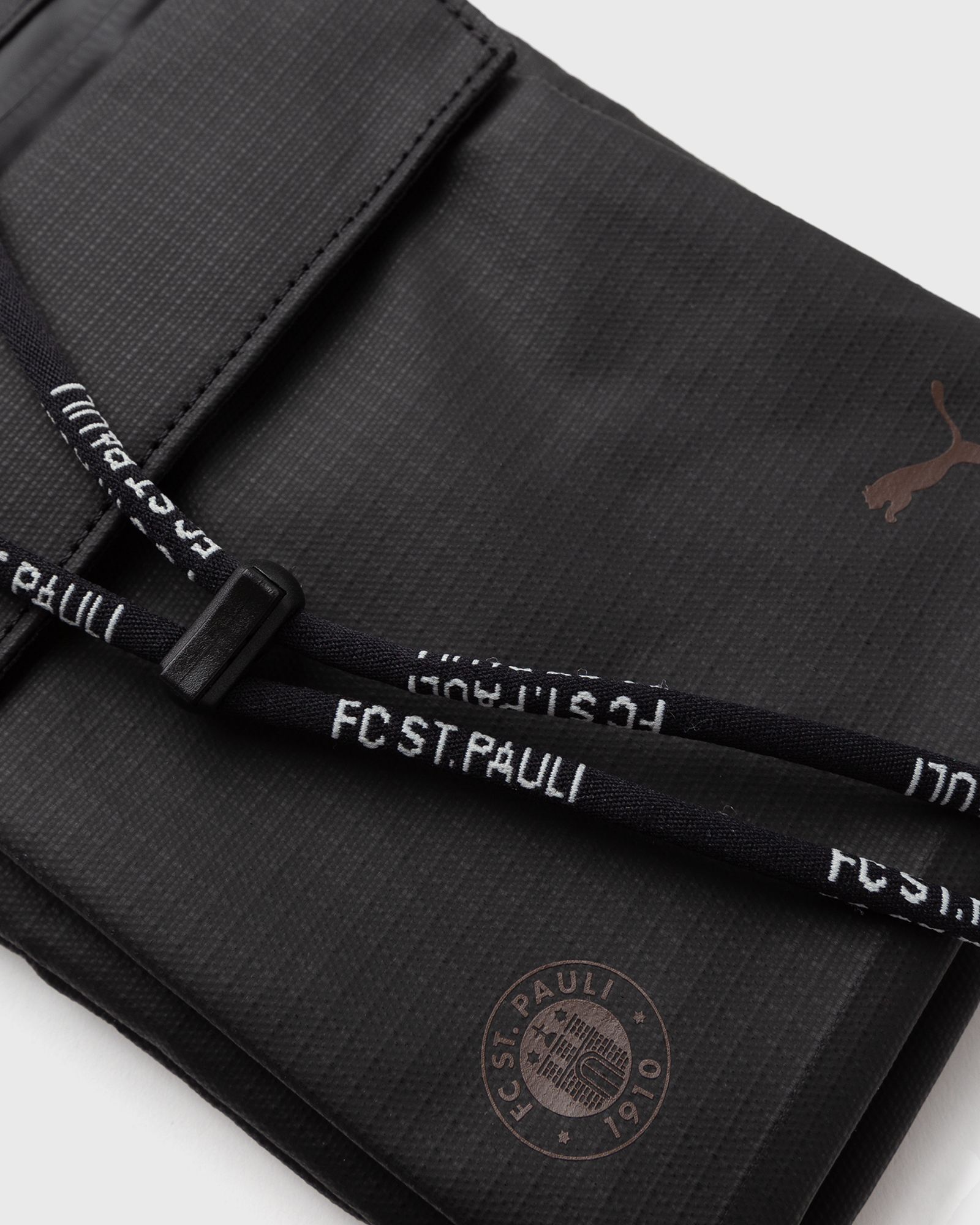 x FC ST. PAULI Neck Pouch