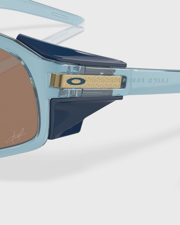 OAKLEY LATCH PANEL Blue/Brown | BSTN Store