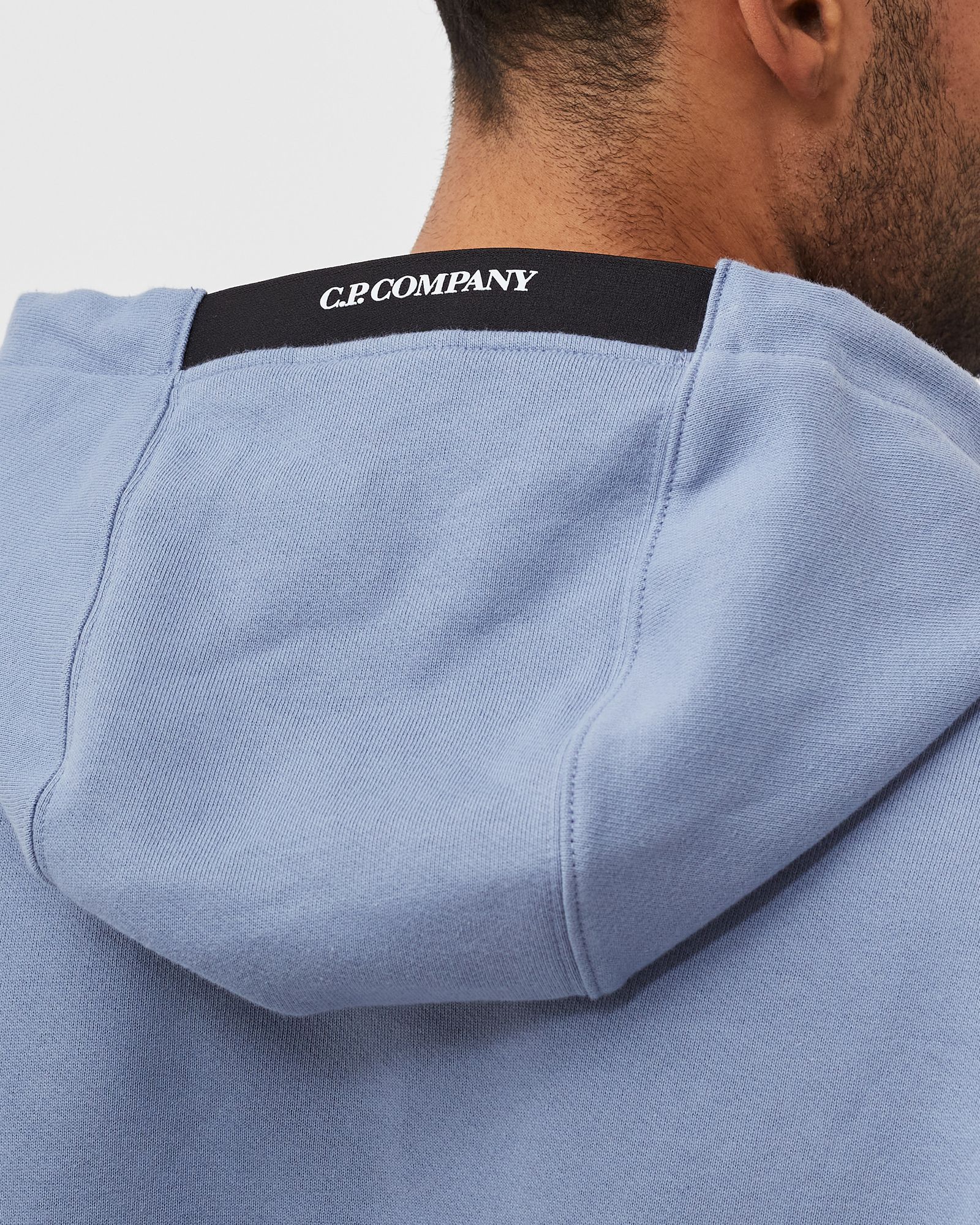 DIAGONAL RAISED FLEECE HOODIE