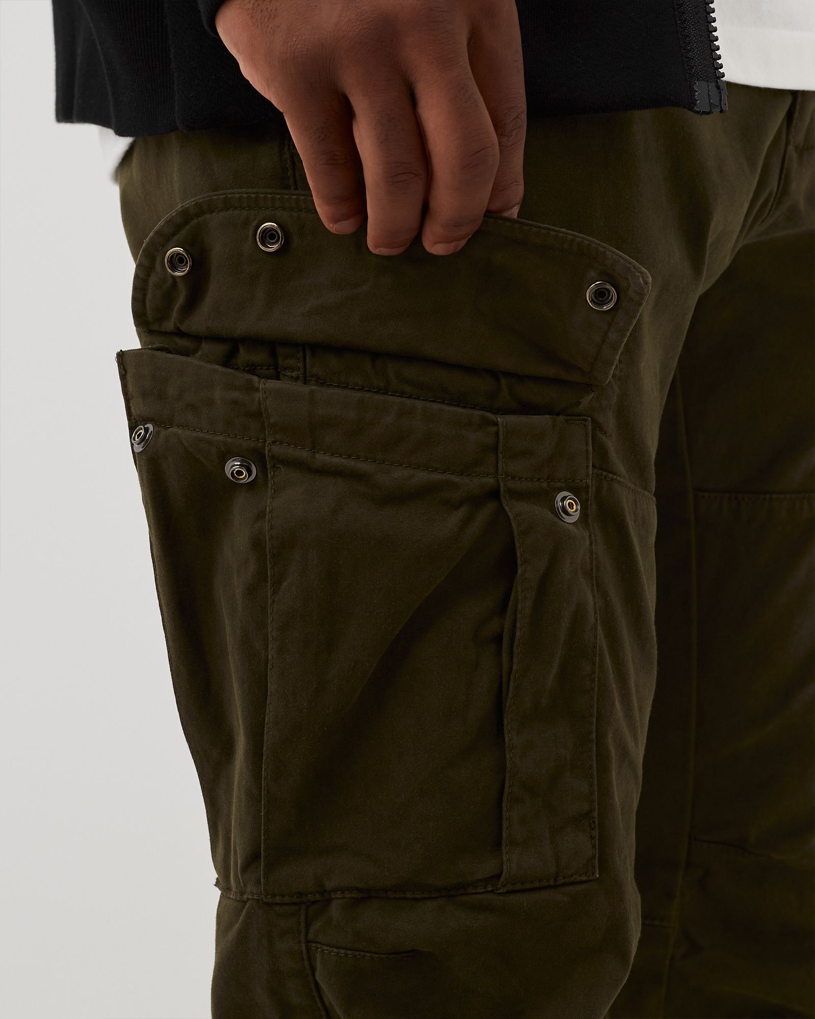 STRETCH SATEEN CARGO PANTS
