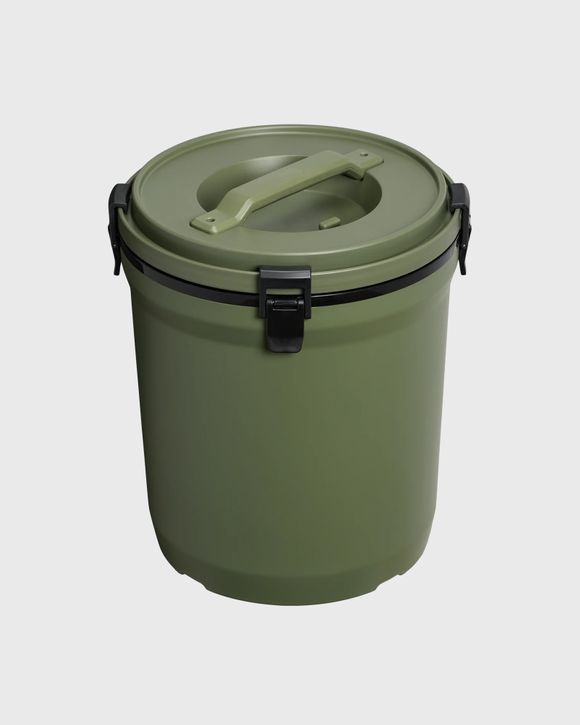 Thumbnail - The Fast-Flow Water Jug