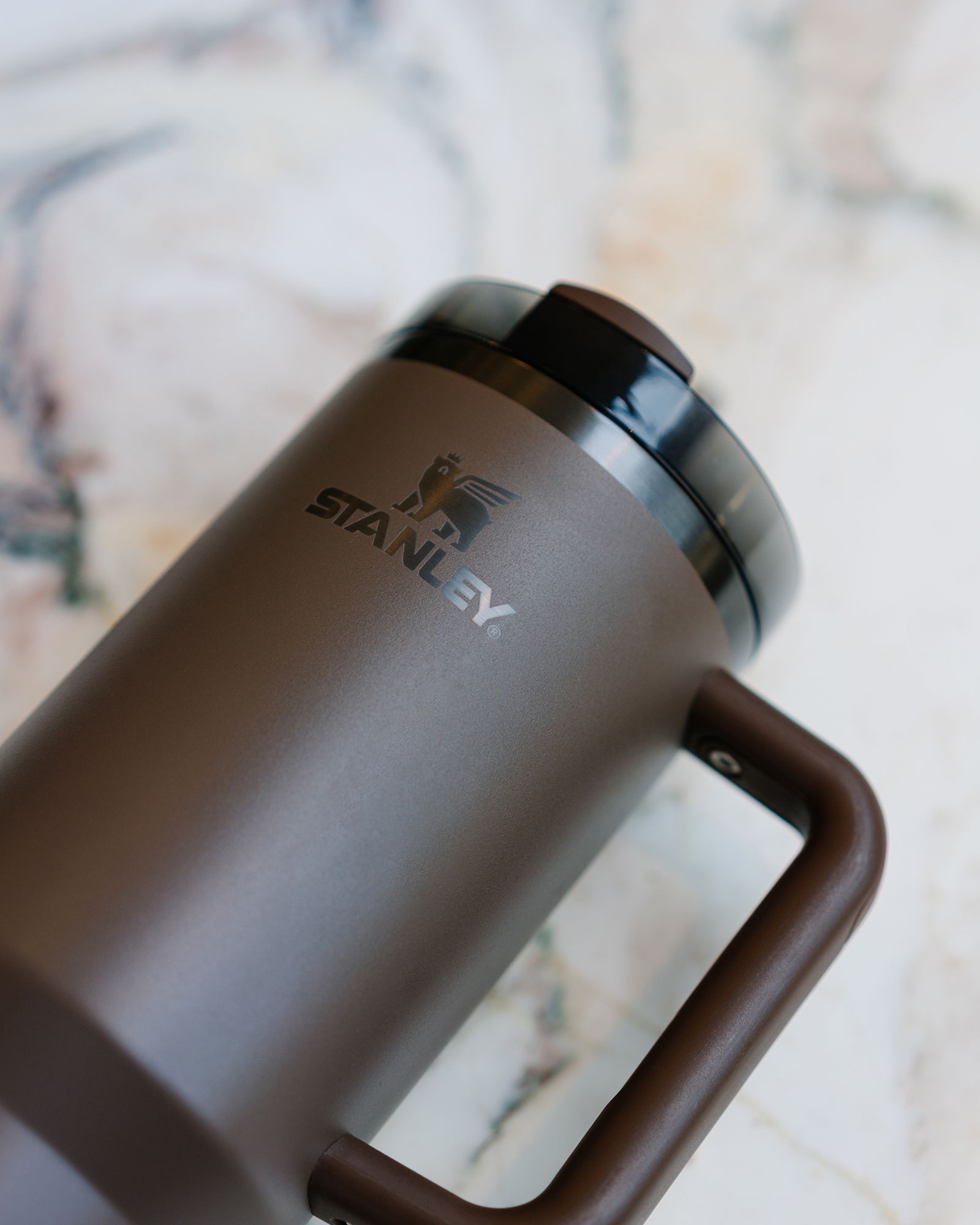 The Quencher H2.O FlowState™ Tumbler 40 oz