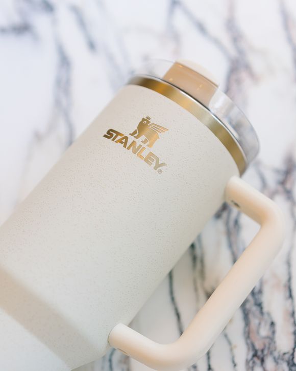 The Quencher H2.O FlowState™ Tumbler 40 oz