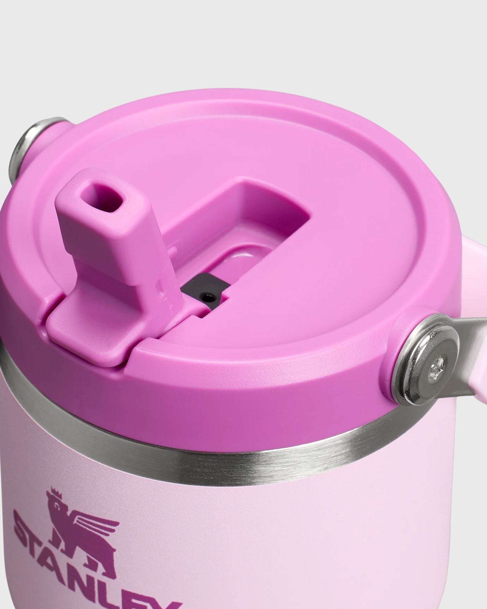 The IceFlow™ Flip Straw 2.0 Tumbler