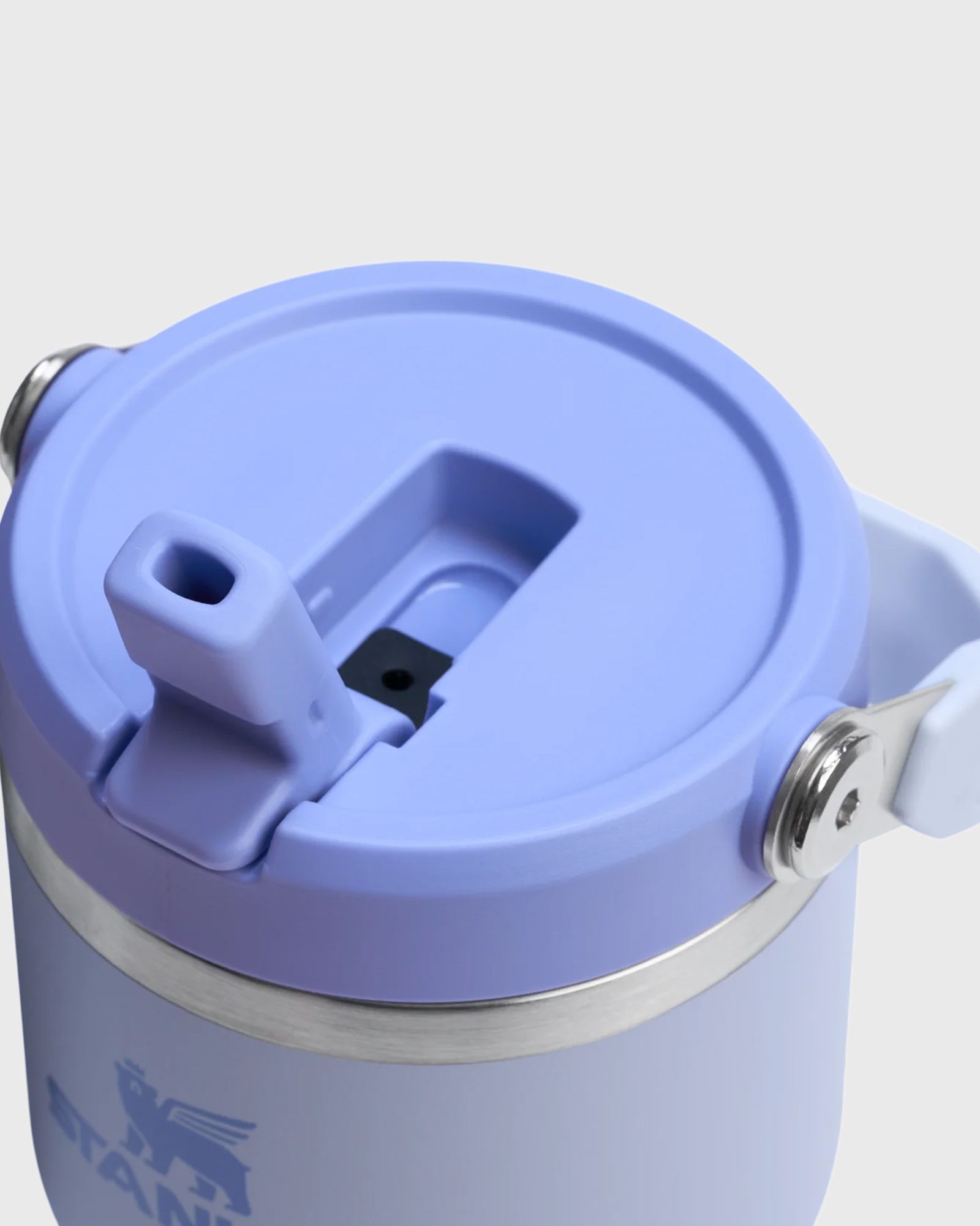 The IceFlow™ Flip Straw 2.0 Tumbler