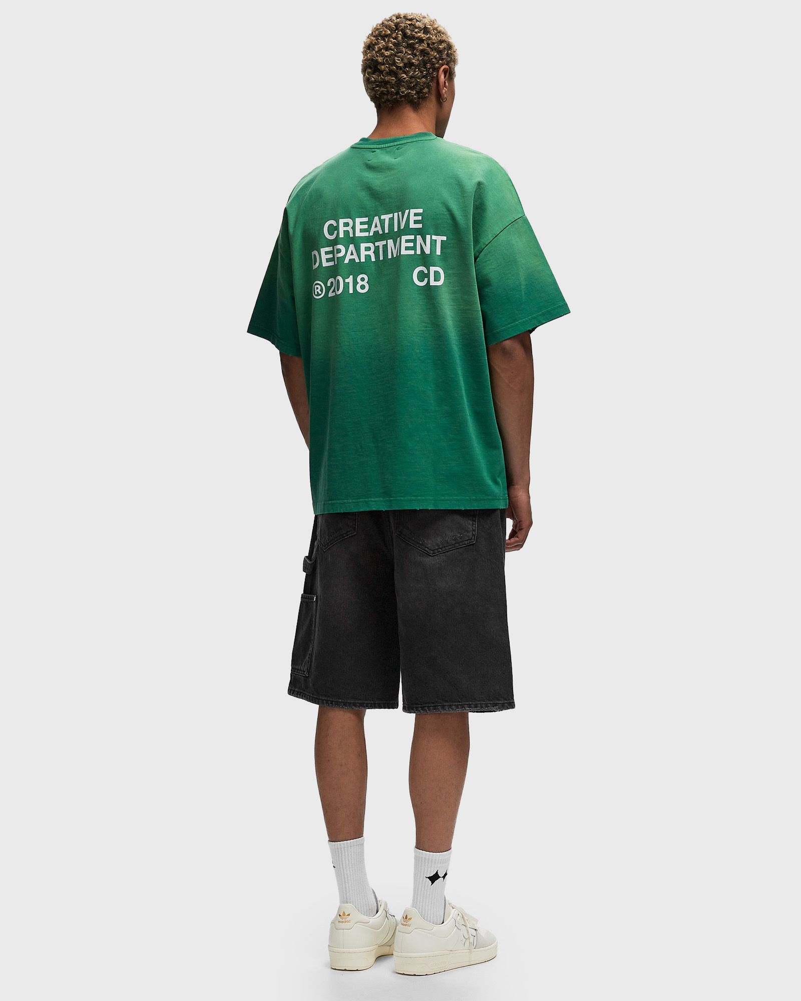 T-SHIRT CREATIVE DPT