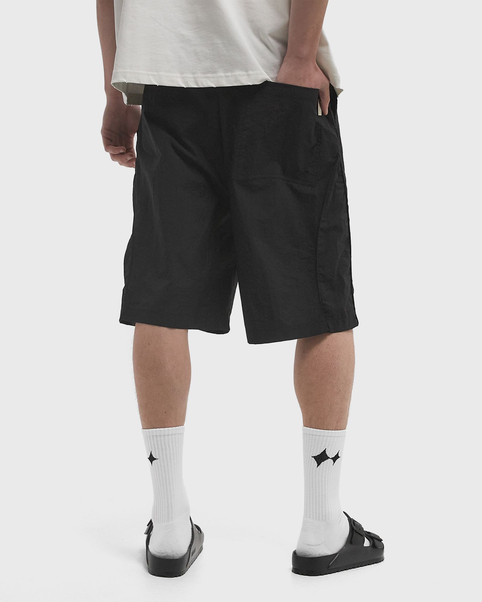 BAGGY TRACK SHORTS